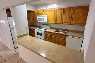 455 S Pine Island Rd, Plantation, FL 33324 - Photo 1