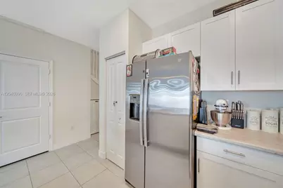 11295 W 34th Way, Hialeah, FL 33018 - Photo 17
