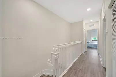 11295 W 34th Way, Hialeah, FL 33018 - Photo 25