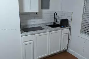435 SW 33rd Ave, Miami, FL 33135 - Photo 5