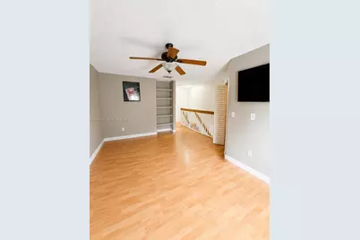 18338 NW 68th Ave #D, Hialeah, FL 33015 - Photo 13