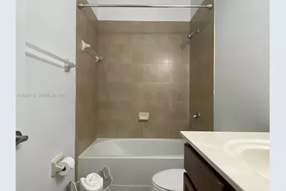 3538 W 88th Terrace #3538, Hialeah Gardens, FL 33018 - Photo 21