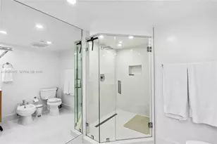 5757 Collins Ave, Miami Beach, FL 33140 - Photo 35