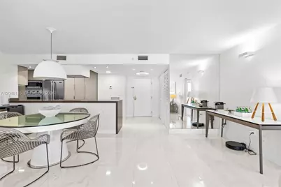 5757 Collins Ave #2207, Miami Beach, FL 33140 - Photo 11