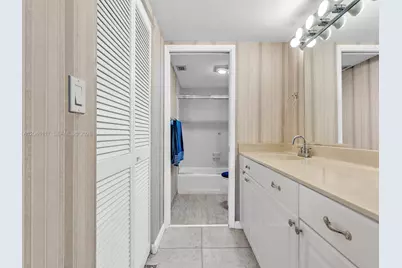 1901 Brickell Ave #B1203, Miami, FL 33129 - Photo 19