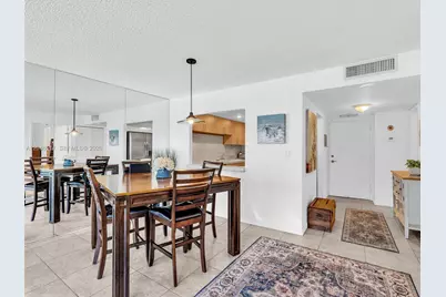 1901 Brickell Ave #B1203, Miami, FL 33129 - Photo 7