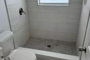 1450 SW 4th St, Miami, FL 33135 - Photo 11
