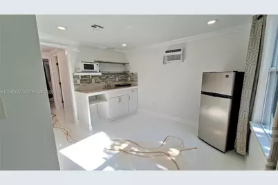 1028 S 62nd Ave #B, Hollywood, FL 33023 - Photo 1