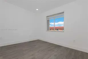 8085 NW 8th St, Miami, FL 33126 - Photo 19