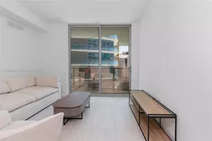 77 SE 5th St, Miami, FL 33131 - Photo 7