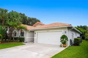 16850 Crestview Ln, Weston, FL 33326 - Photo 3