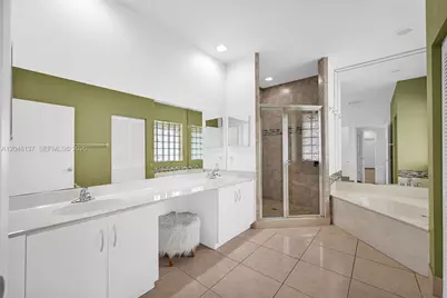 16379 Malibu Dr #50, Weston, FL 33326 - Photo 19