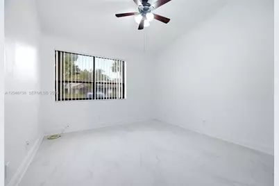 7924 NW 10th St, Plantation, FL 33322 - Photo 25