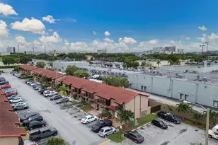 1809 SW 107th Ave, Miami, FL 33165 - Photo 41