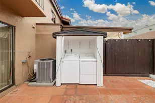 1809 SW 107th Ave, Miami, FL 33165 - Photo 23