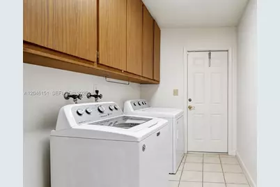5581 SW 7th St, Plantation, FL 33317 - Photo 43