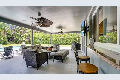 5581 SW 7th St, Plantation, FL 33317 - Photo 11