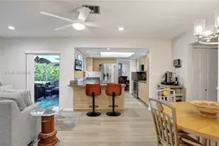 5581 SW 7th St, Plantation, FL 33317 - Photo 19