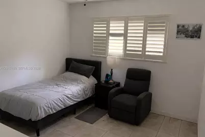 10321 SW 17th St, Miami, FL 33165 - Photo 5