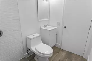 27 NE 60th Terrace, Miami, FL 33137 - Photo 9