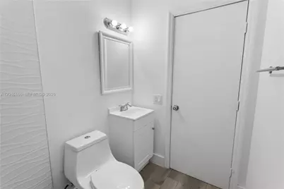 27 NE 60th Ter #2, Miami, FL 33137 - Photo 15