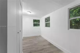 27 NE 60th Terrace, Miami, FL 33137 - Photo 11