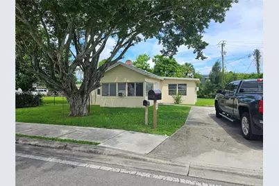 2121 NW 28th St, Oakland Park, FL 33311 - Photo 1