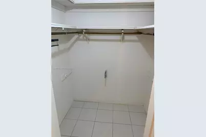 2861 Leonard Dr #F301, Aventura, FL 33160 - Photo 7