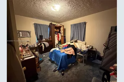 745 NW 32nd Ave, Miami, FL 33125 - Photo 9