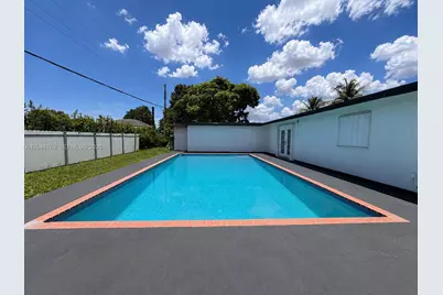 17130 NW 42nd Ct, Miami Gardens, FL 33055 - Photo 15