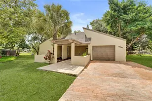 9120 SW 49th St, Cooper City, FL 33328 - Photo 39