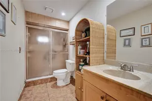 9120 SW 49th St, Cooper City, FL 33328 - Photo 23