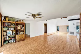 9120 SW 49th St, Cooper City, FL 33328 - Photo 15
