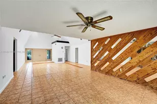 9120 SW 49th St, Cooper City, FL 33328 - Photo 11