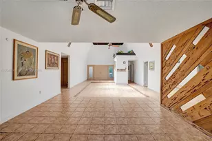 9120 SW 49th St, Cooper City, FL 33328 - Photo 11