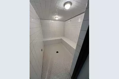 151 SE 1st St #PH07, Miami, FL 33131 - Photo 31