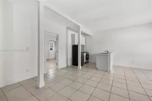 8135 Crespi Blvd, Miami Beach, FL 33141 - Photo 19