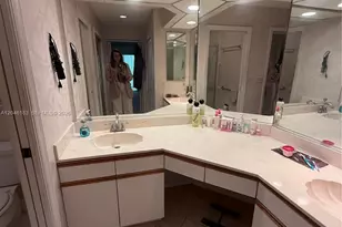 11185 Rios Rd, Boca Raton, FL 33498 - Photo 5