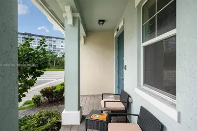 3944 Poinciana Ln, Hollywood, FL 33021 - Photo 5
