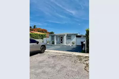 734 E 39th St, Hialeah, FL 33013 - Photo 5