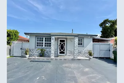 734 E 39th St, Hialeah, FL 33013 - Photo 1