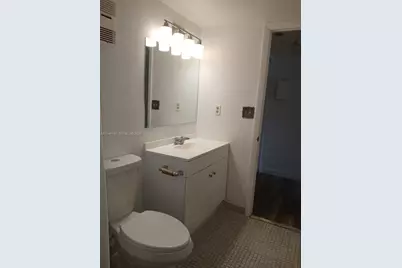 1300 Saint Charles Pl #222, Pembroke Pines, FL 33026 - Photo 9