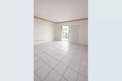 16508 NE 26th Ave #303, North Miami Beach, FL 33160 - Photo 7
