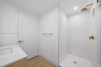 90 NE 32nd #404, Miami, FL 33127 - Photo 25