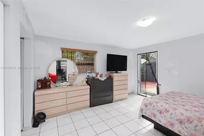 2818 SW 2nd St, Miami, FL 33135 - Photo 35