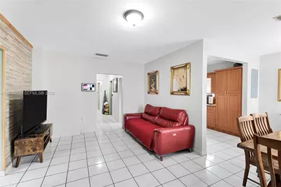 2818 SW 2nd St, Miami, FL 33135 - Photo 21