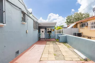 2818 SW 2nd St, Miami, FL 33135 - Photo 5