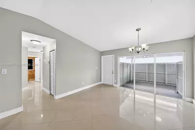17501 SW 142nd Ct, Miami, FL 33177 - Photo 9