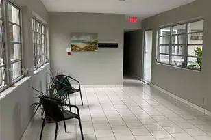 330 SE 2nd St, Hallandale Beach, FL 33009 - Photo 21