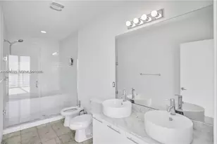 888 Biscayne Blvd, Miami, FL 33132 - Photo 31